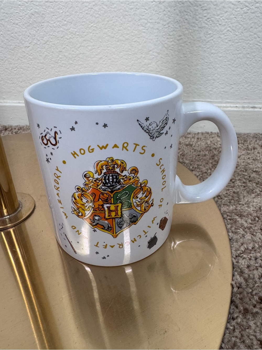 Hogwarts Crest White Ceramic Coffee Mug